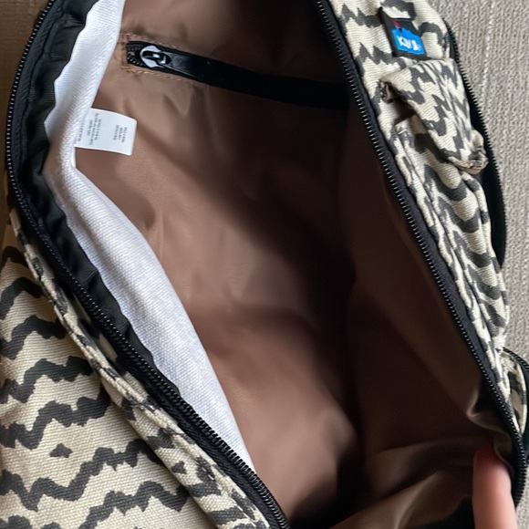 Kavu cross body bag - Picture 4 of 9
